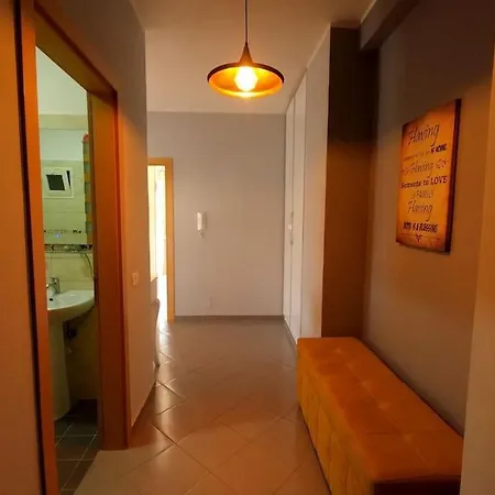 The Modern Pad By Pikhost Appartement