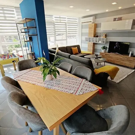 The Modern Pad By Pikhost
